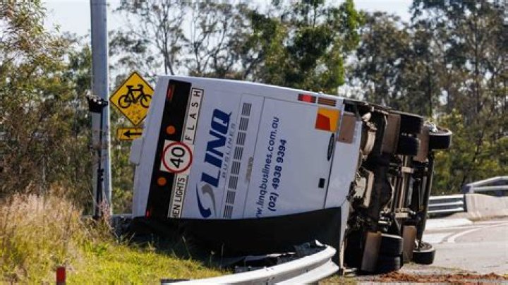 Bus driver Brett Button freed on bail after fatal Hunter Valley crash