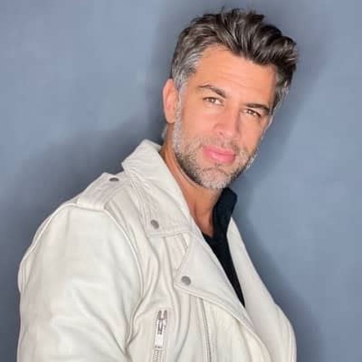 Christian de la Campa Biography, Age, Height, Wife, Net Worth, Family