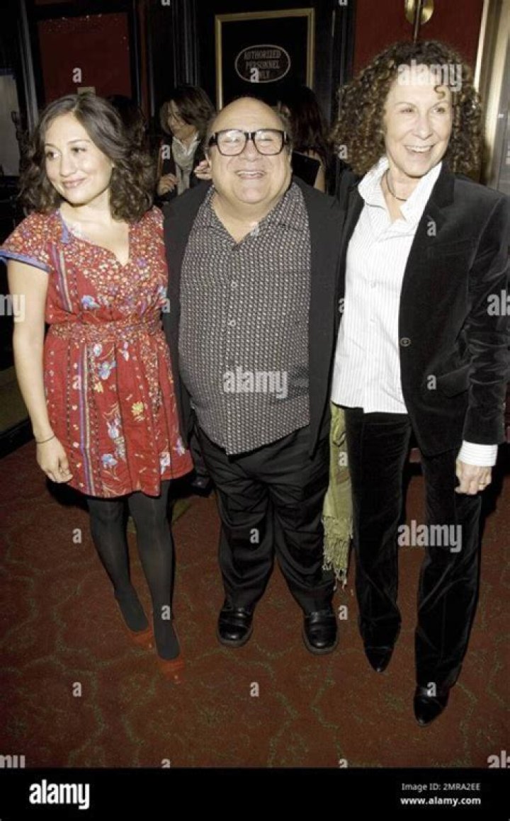 Danny Devito Wife, Kids & Net Worth, Is He Dead?