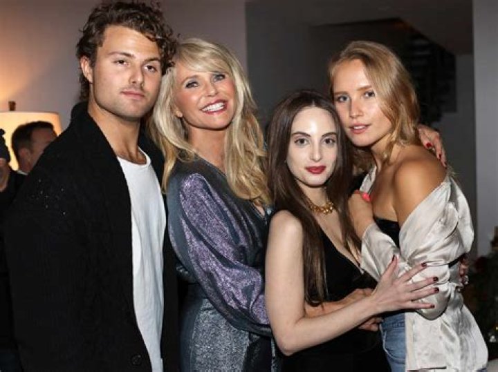 Jack Paris Brinkley Cook Net Worth, Age, Girlfriend Nina, Height, Wiki – Facts on Christine Brinkley and Richard Taubman Son