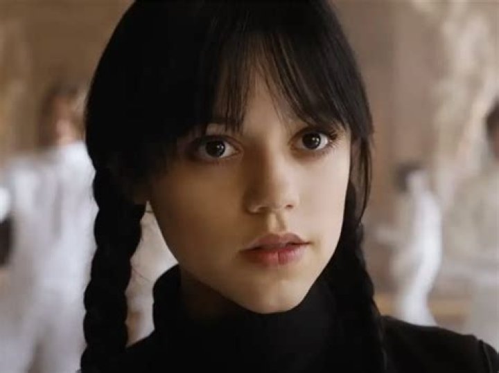 Jenna Ortega Admits She Has Regrets Over Her Viral 'Wednesday' Dance (Exclusive) ·