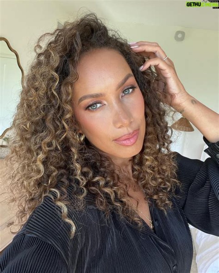 Leona Lewis- Wiki, Age, Height, Boyfriend, Net Worth, Career, Ethnicity ·