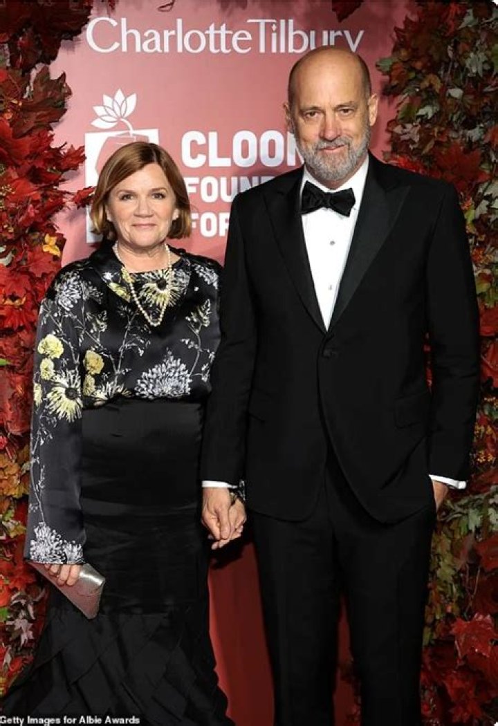 Mare Winningham Biography, Age, Height, Husband, Net Worth, Family