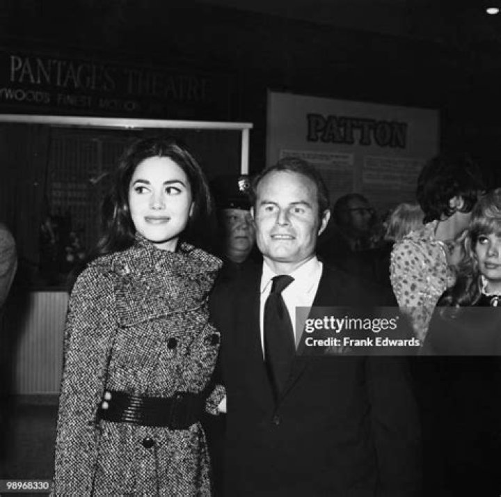 Richard D. Zanuck Biography, Age, Height, Wife, Net Worth, Family