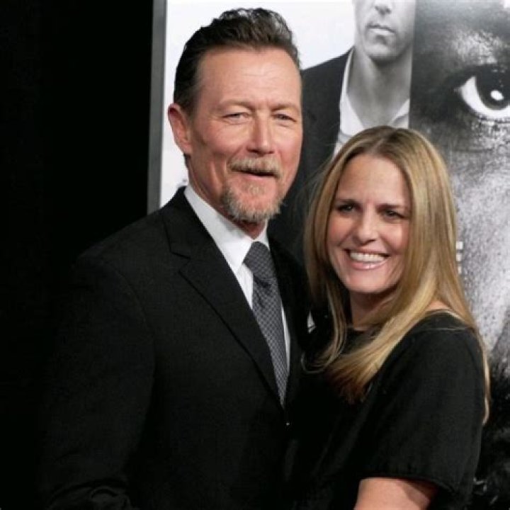 Robert Patrick's Wife Barbara Fortified His