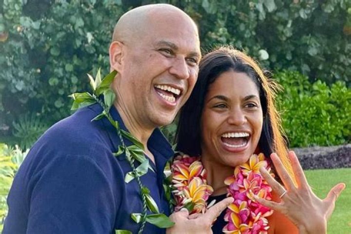 Shayna Taylor Wiki: Parents, Family, Net Worth, Religion, Engaged, Biography, Recipe