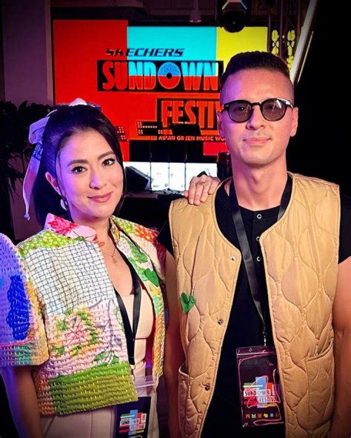 SnogBlogy | Antoinette Taus