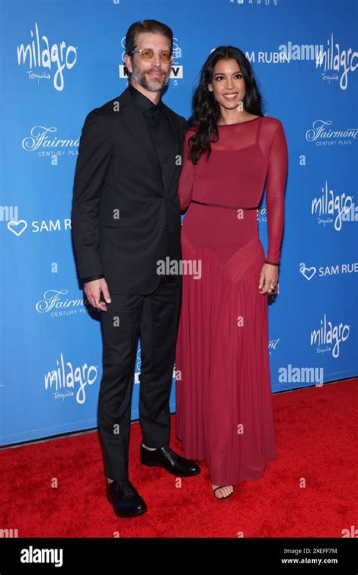 Stephanie Sigman Husband Brian Mendoza Is A Director