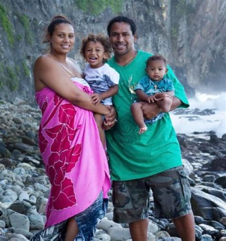 Uncovering The Inspiring Story Of Troy Polamalu's Wife