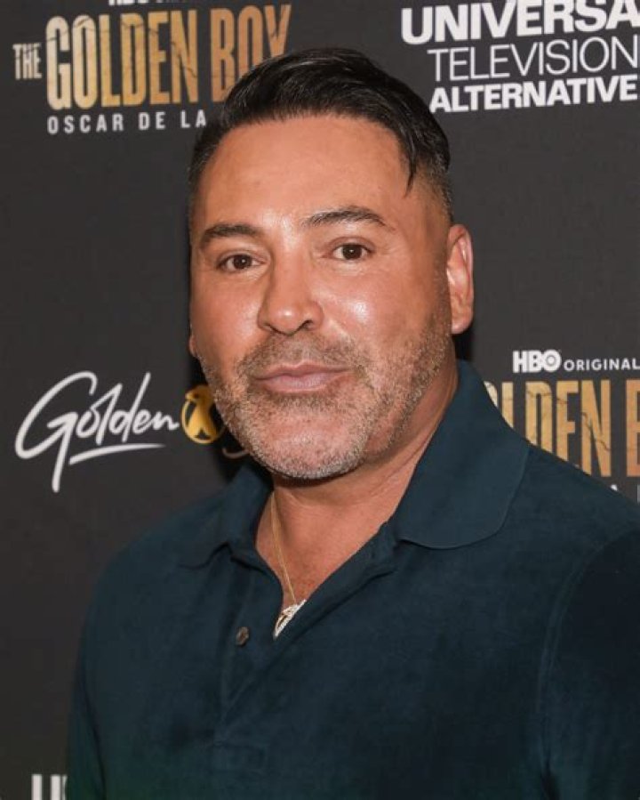 Unveiling The Love, Fame, And Triumphs Of Oscar De La Hoya And Holly Sonders