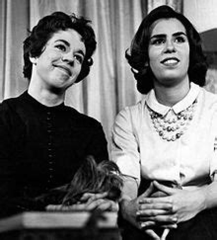 Who Is Carol Burnett's Sister Chrissie Burnett?
