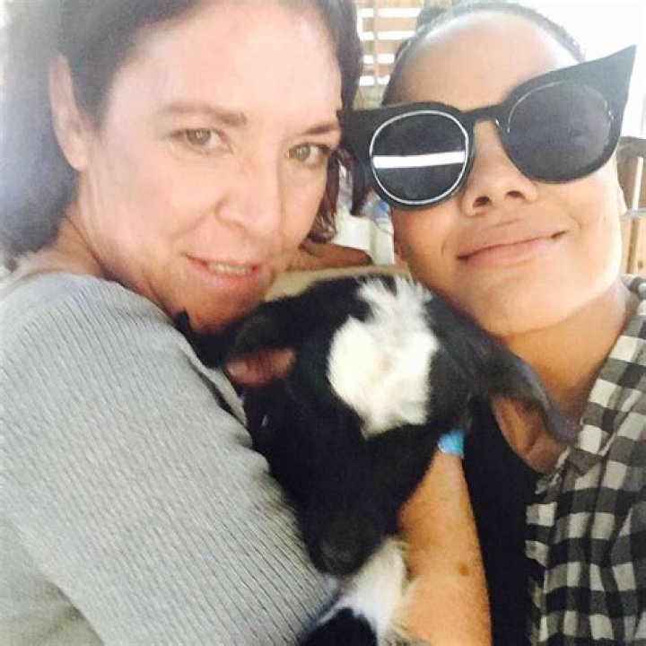 Who is Tessa Thompsons mother? Celebrity.fm #1 Official Stars, Business & People Network,